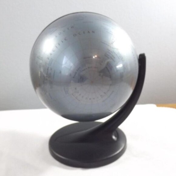 Vintage 2001's Replogle Globe 4.5" Diameter with Plastic Base - Picture 10 of 10